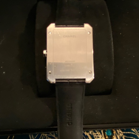 Chanel Boy-Friend black Guilloche Dial watch - Picture 2 of 6